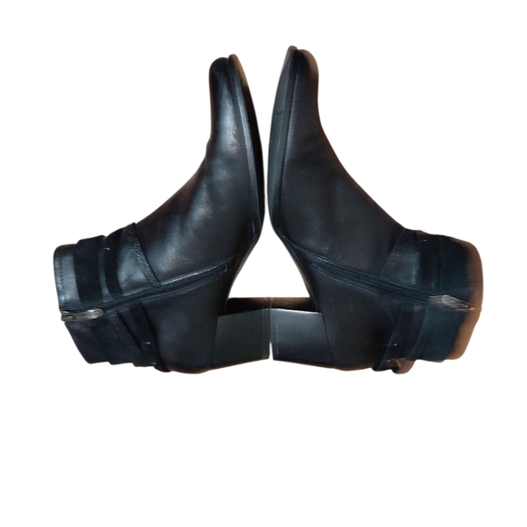 Regarde Le Ciel Black Leather Ankle boots Women's Black Booties Size 10 - Picture 2 of 12